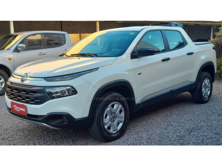 FIAT - TORO - 2017/2018 - Branca - R$ 110.900,00