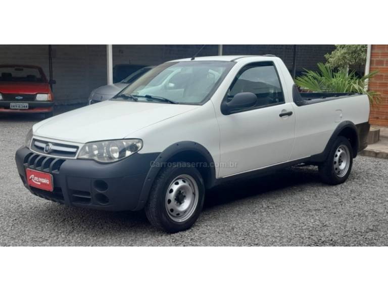 FIAT - STRADA - 2012/2012 - Branca - R$ 35.900,00