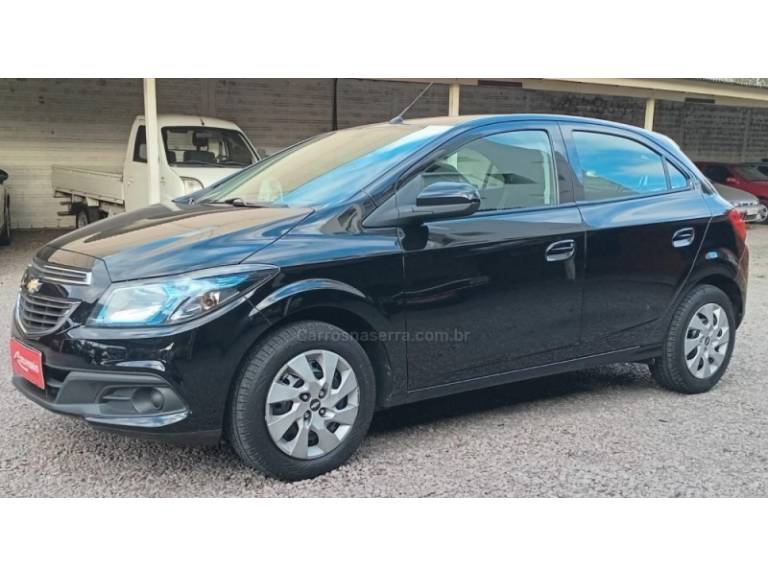 CHEVROLET - ONIX - 2013/2013 - Preta - R$ 42.900,00